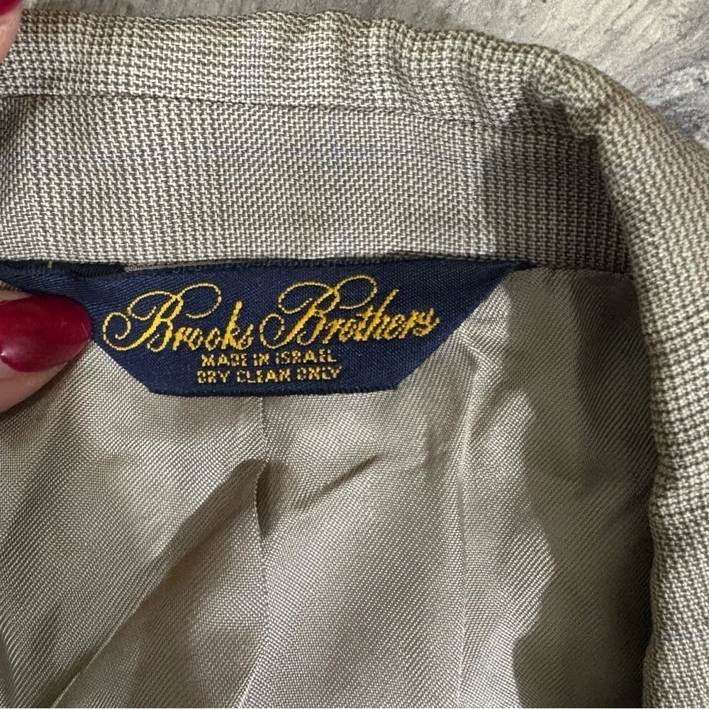Brooks Brothers see photos